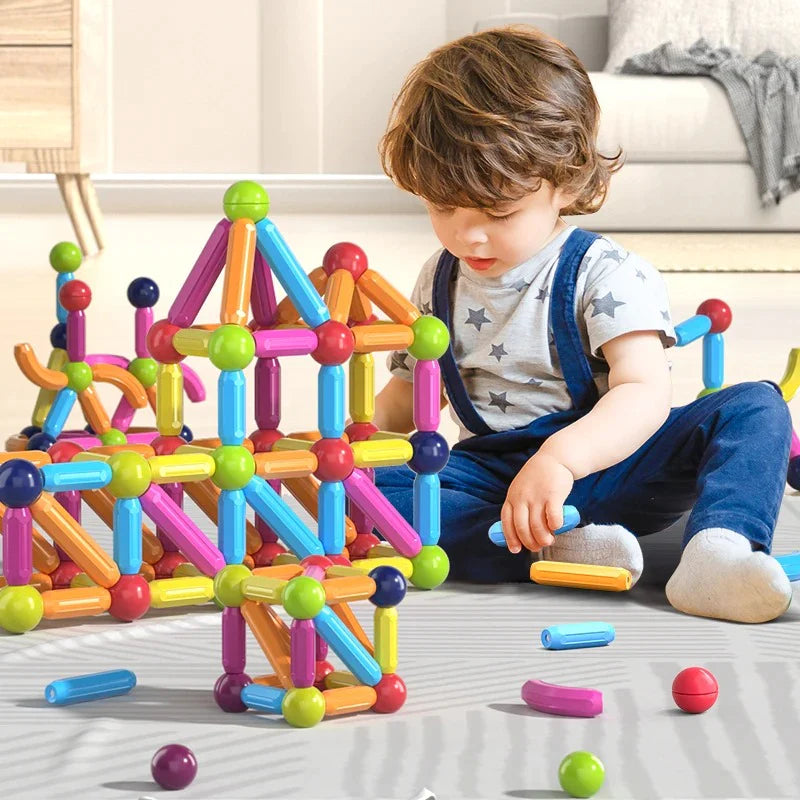 Magnetic Construction Game™